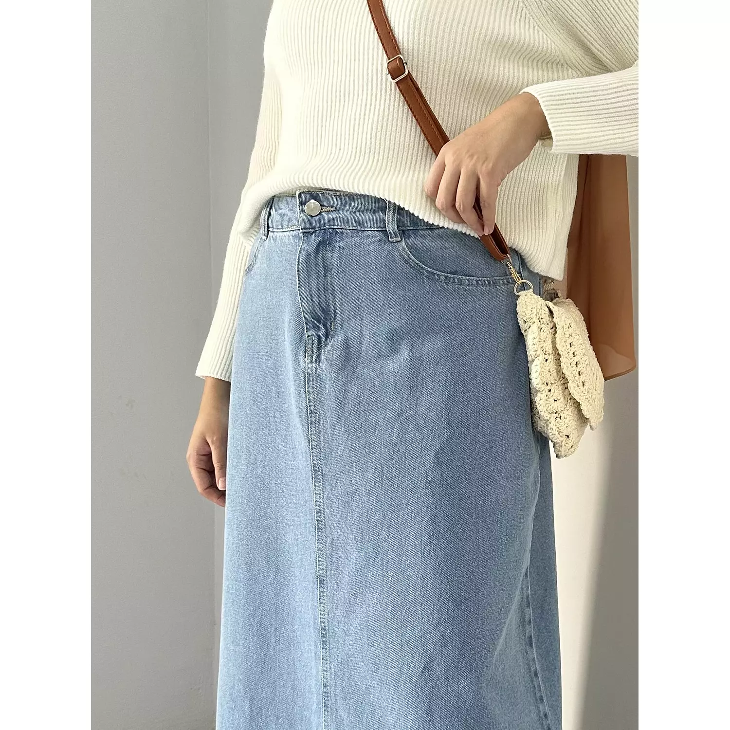 Denim skirt light Classic 1