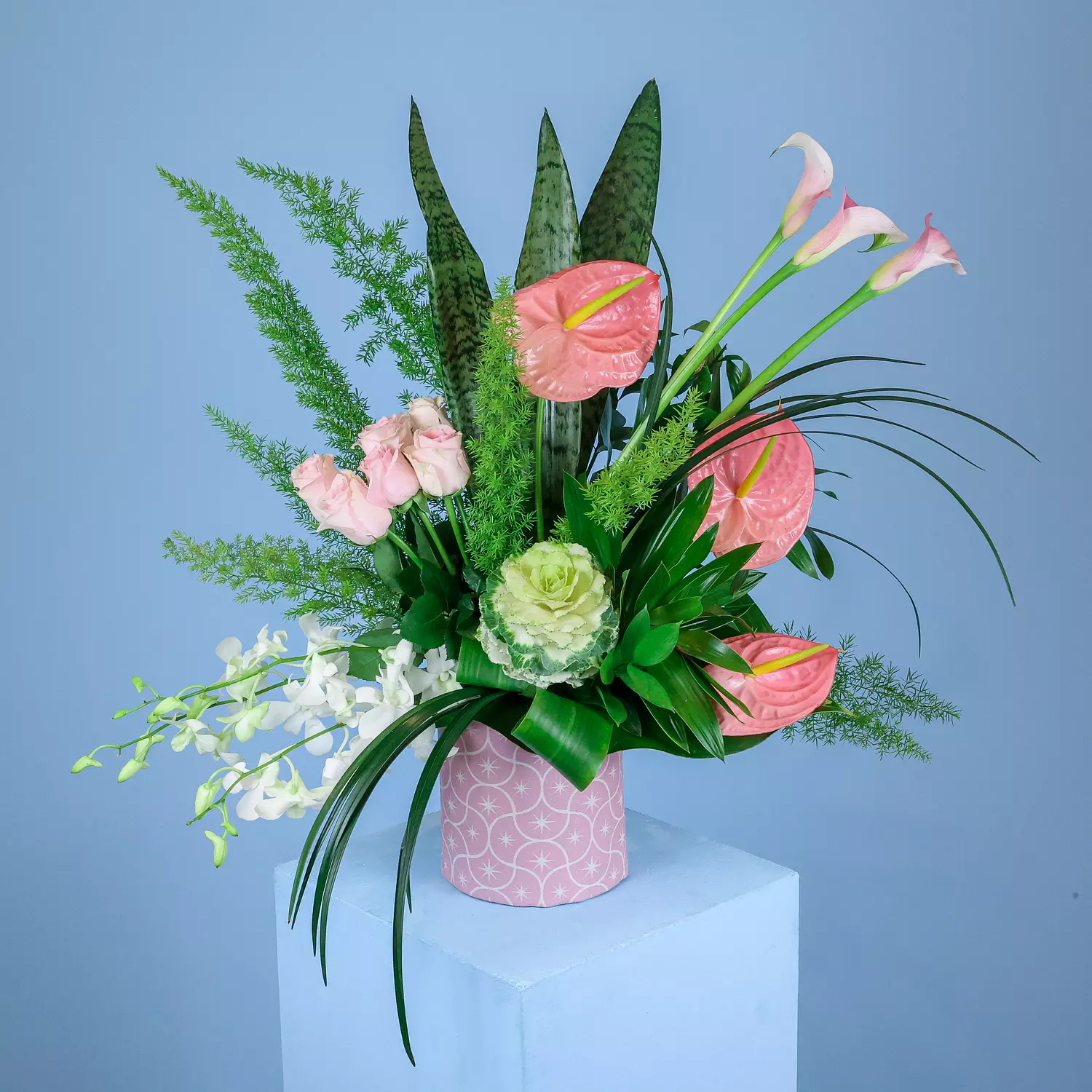 Guiding Star Flower Vase hover image