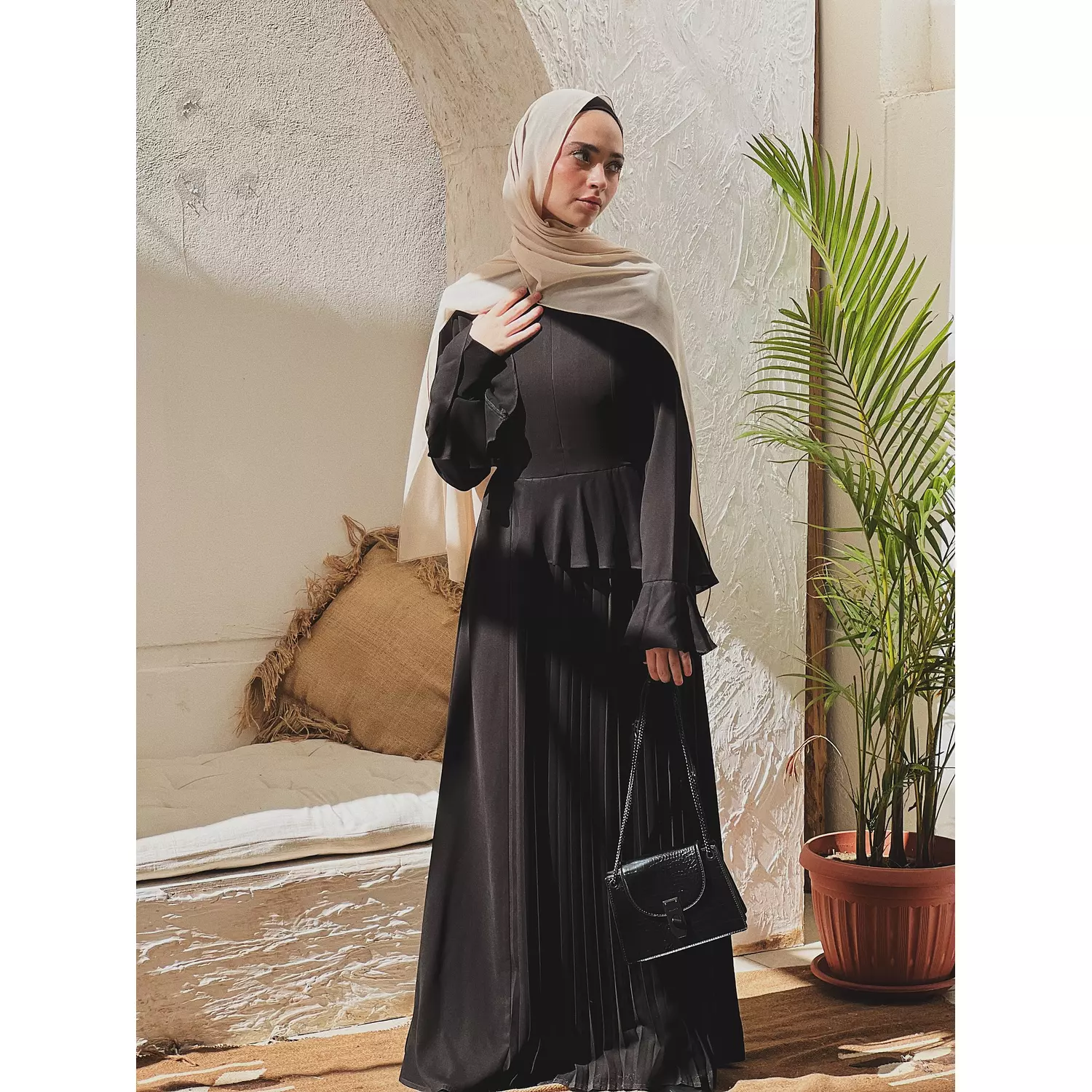 Fluffed Abaya 3