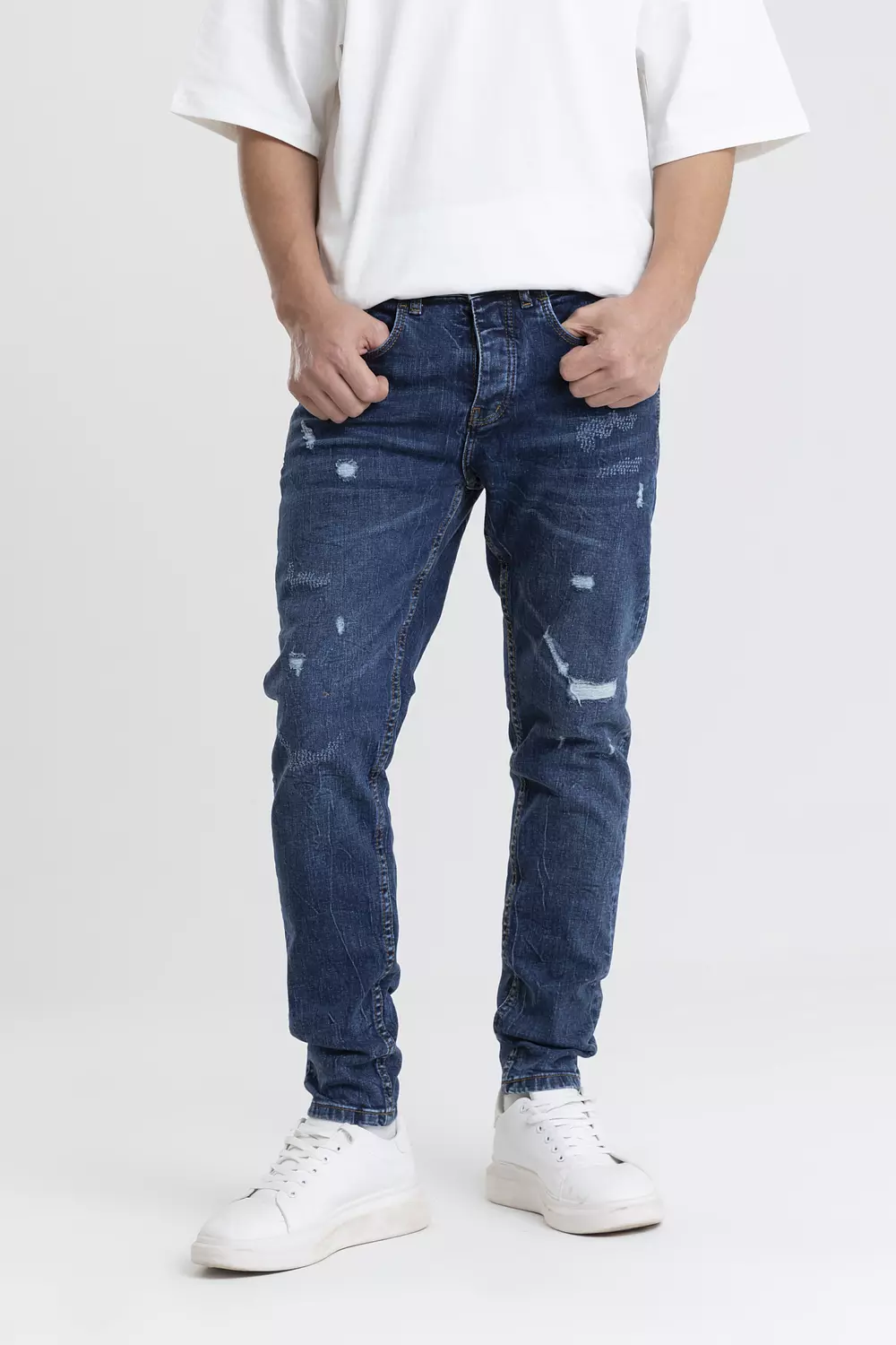 RIPPED BLUE JEANS-2nd-img