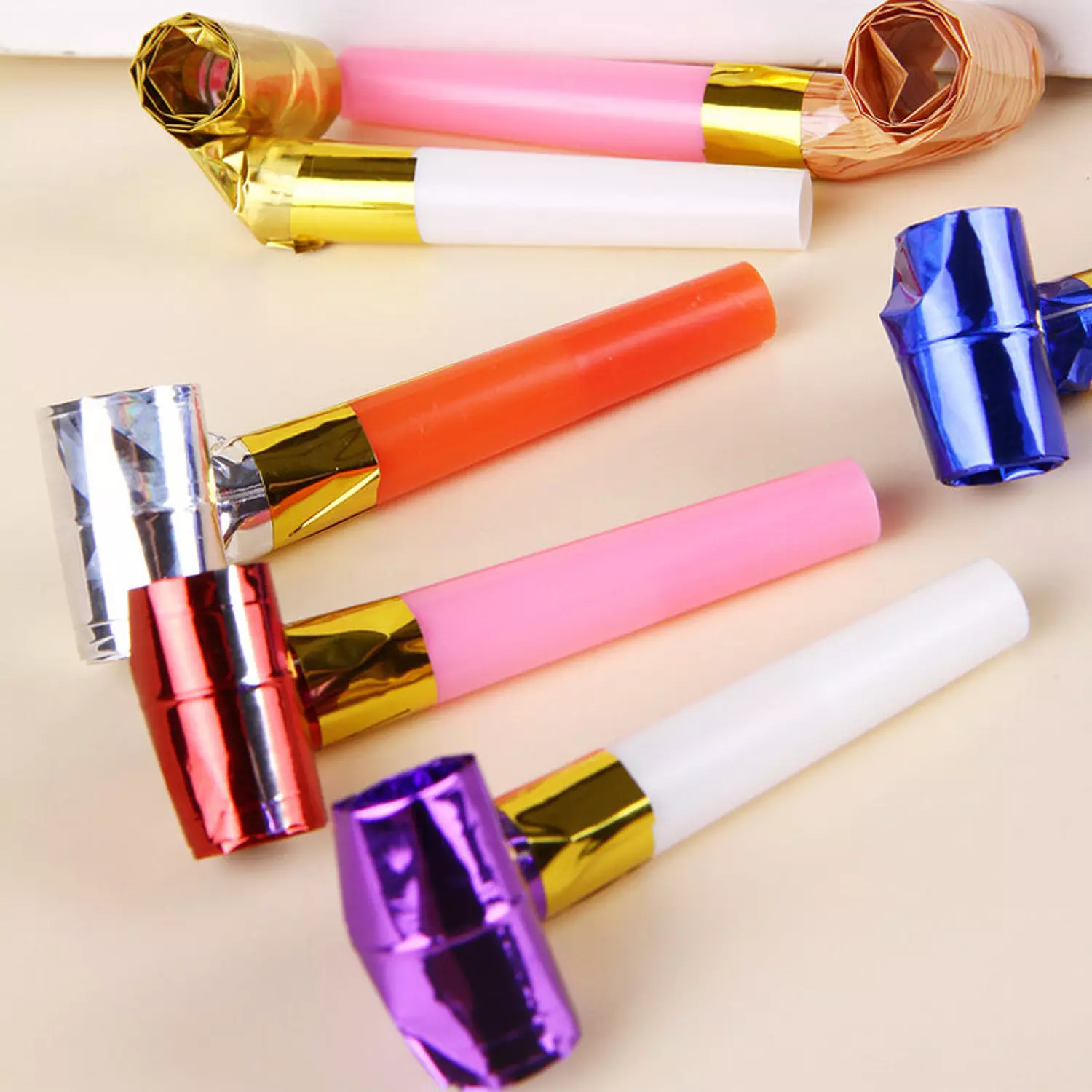 6pcs Beep for Parties and Birthdays , Multicolor Paper Blowers Blowouts Whistles Birthday Noisemaker Kids Toy Party Supplies  2