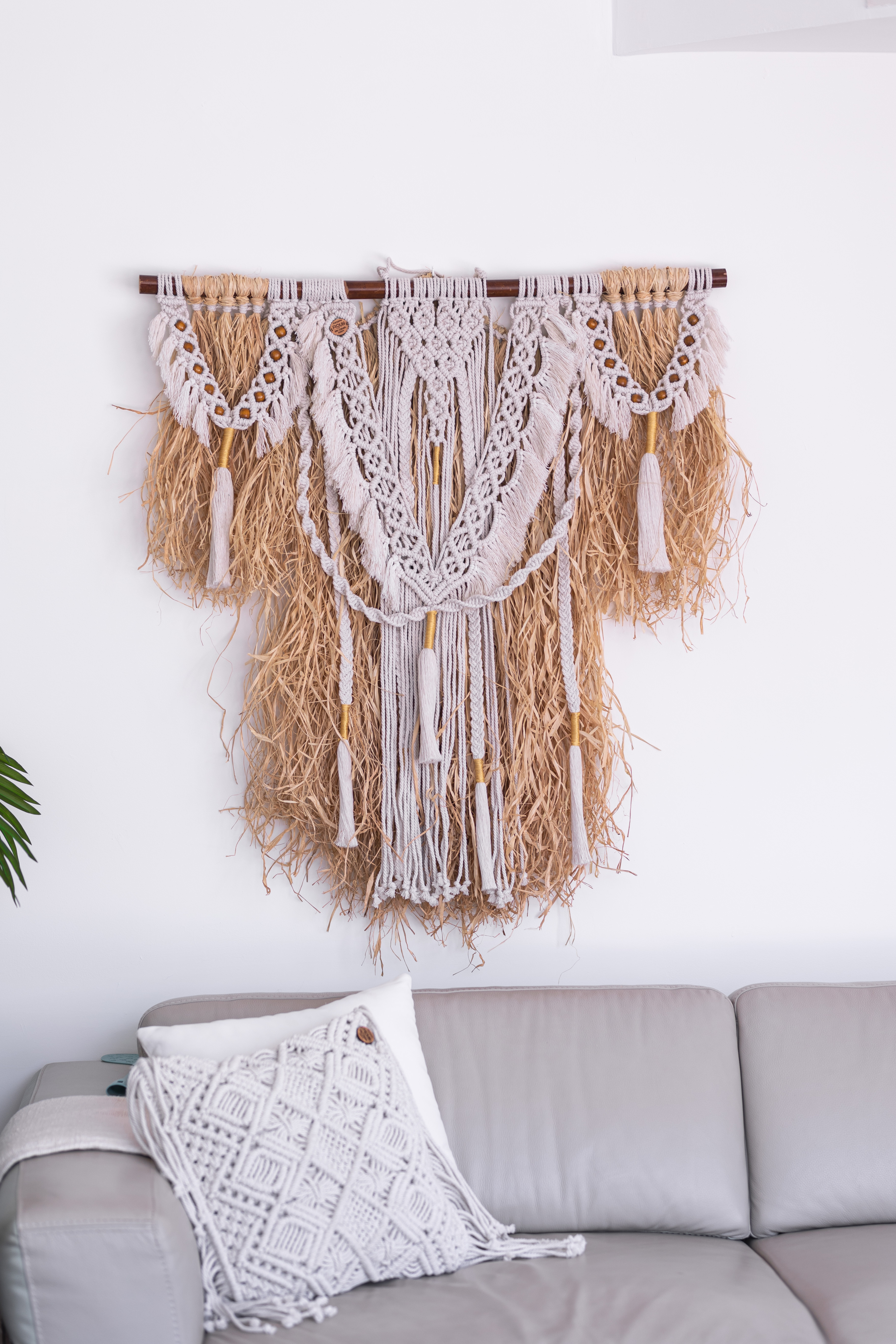 Curly Raffia Wall Hanging 2