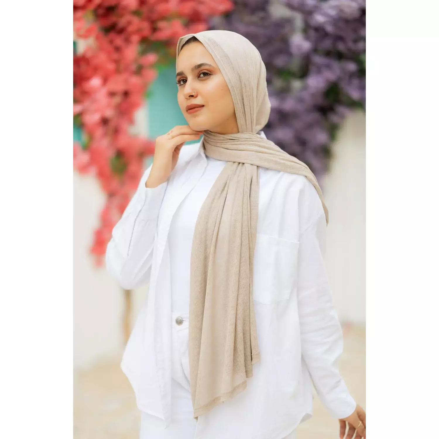 Beige kuwaiti scarf 0