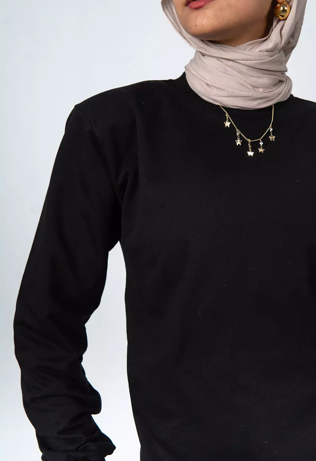 Padded Shoulder Sweatshirt 2