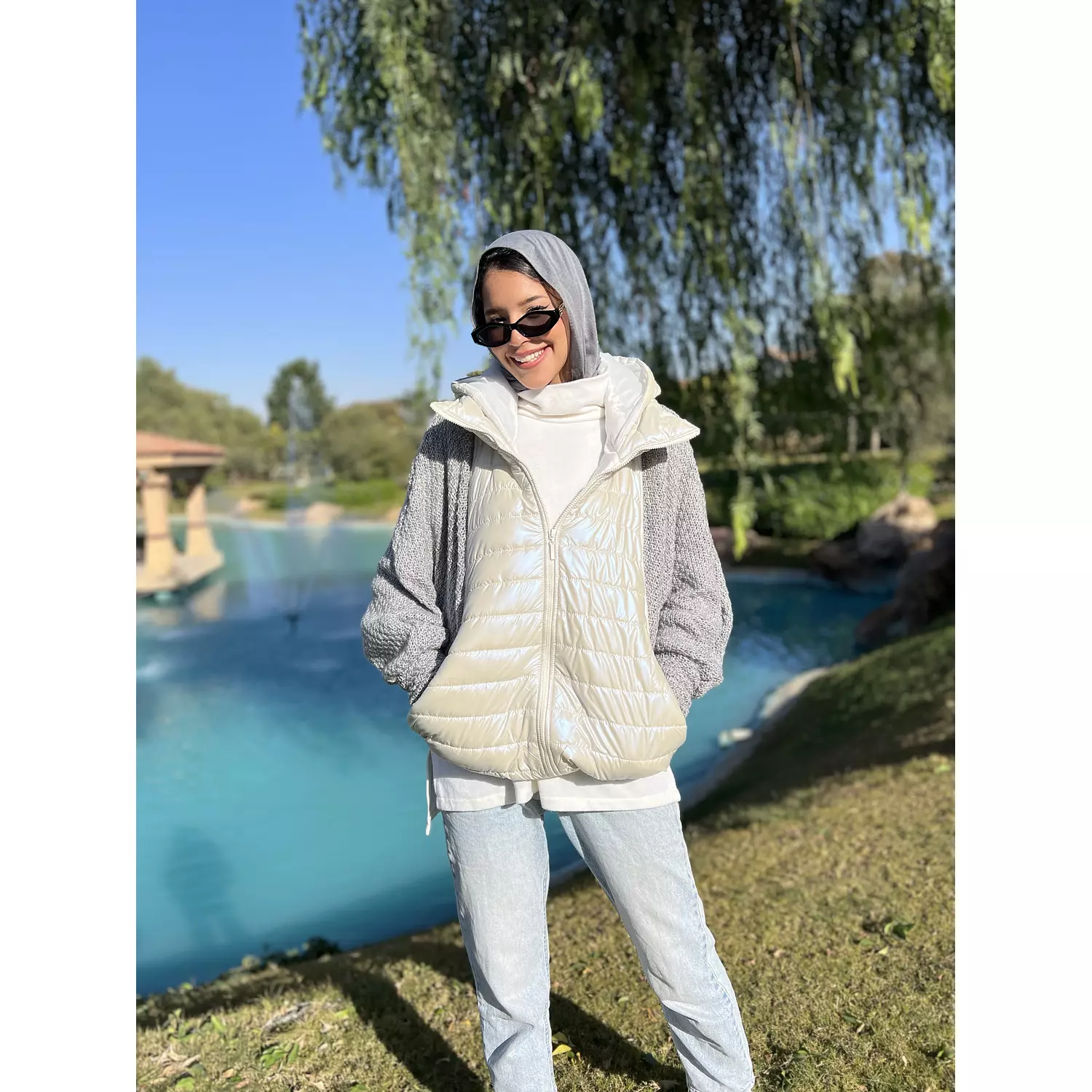 Off-white/Grey puffy jacket 2