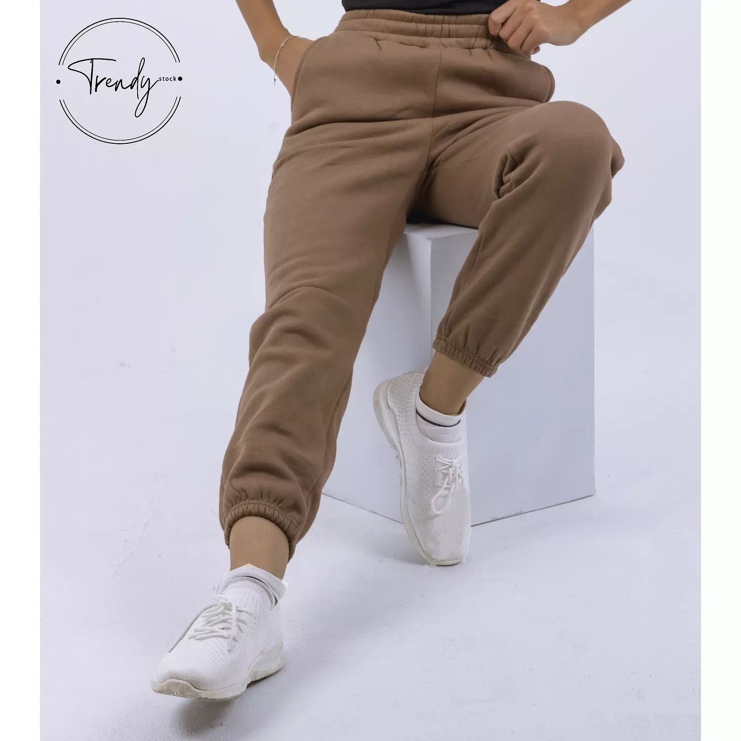  Brown Sweatpants hover image