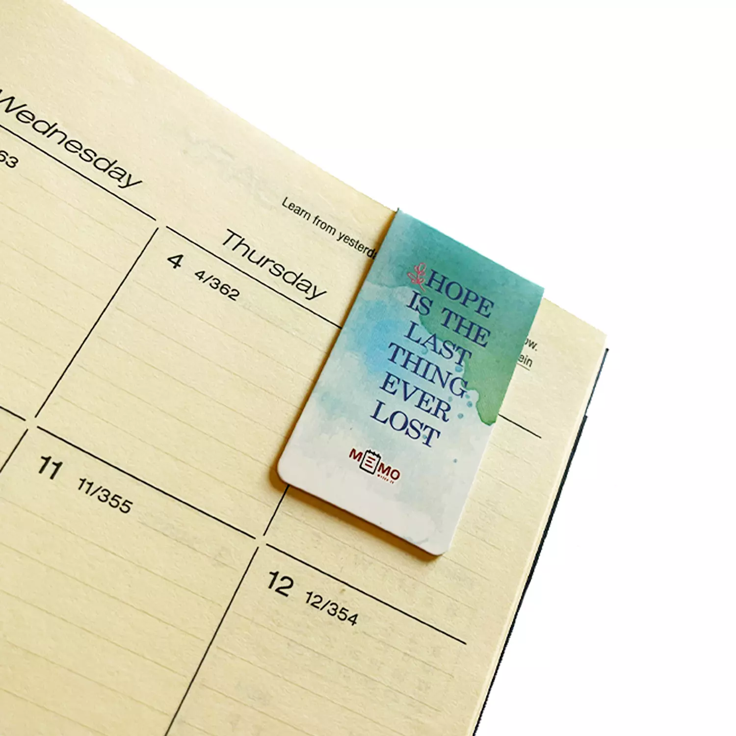  Memo Monthly Monitor 2024. Package  includes  : Monthly monitor ,Yearly Planner - 2 Magnetic bookmarks - 1 Stickers Sheet 2