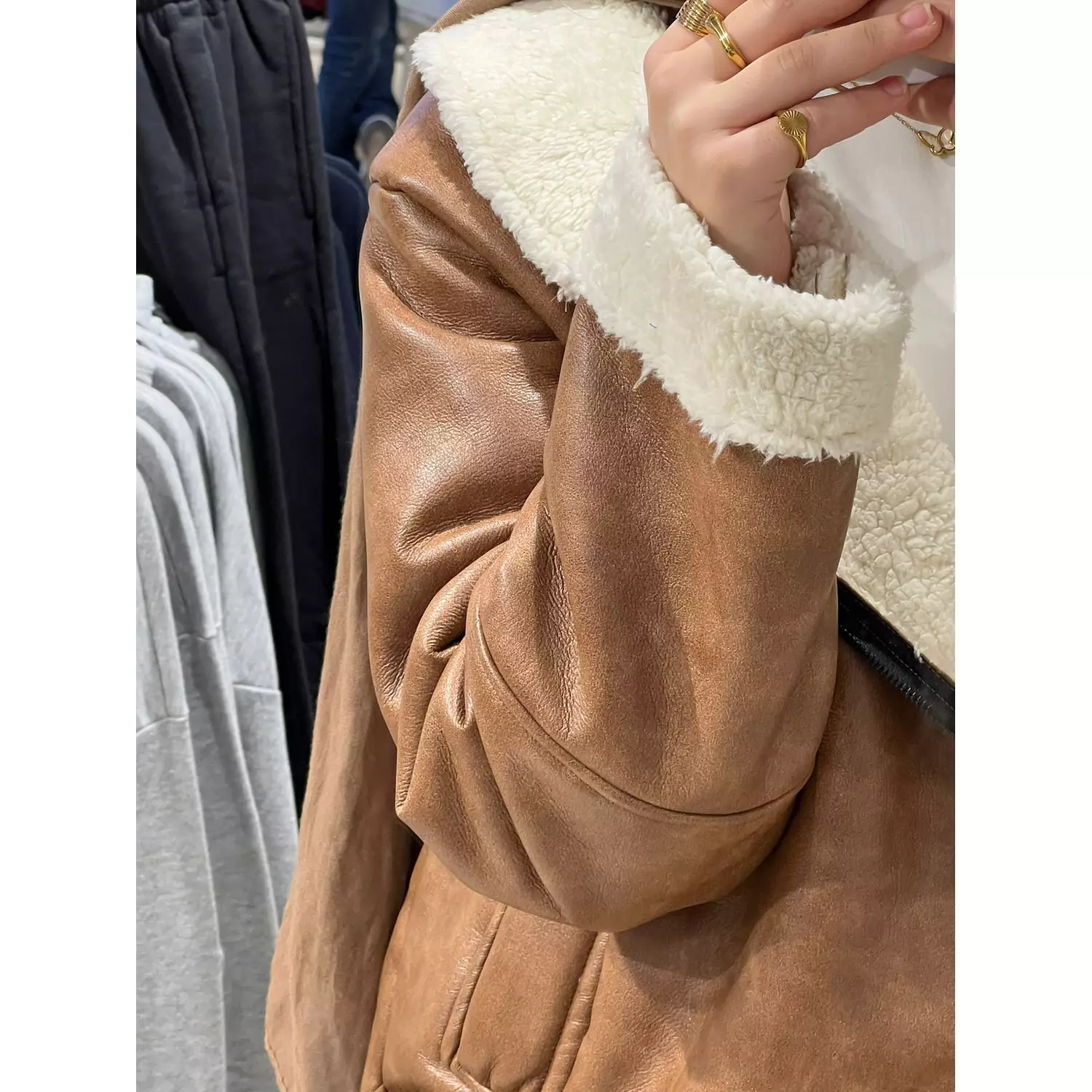 Leather & Fur Jacket-2nd-img