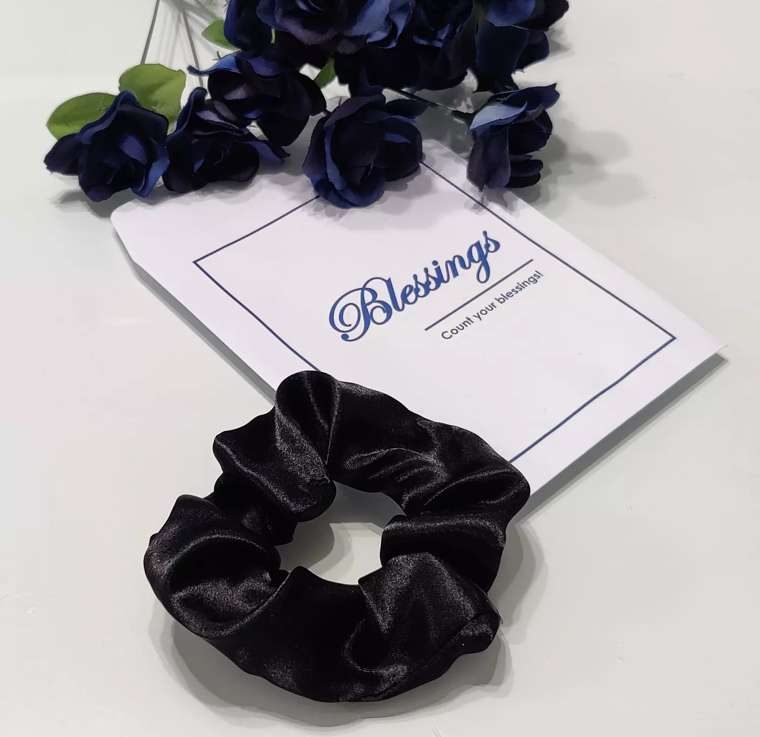 Scrunchie-B-1-Black hover image