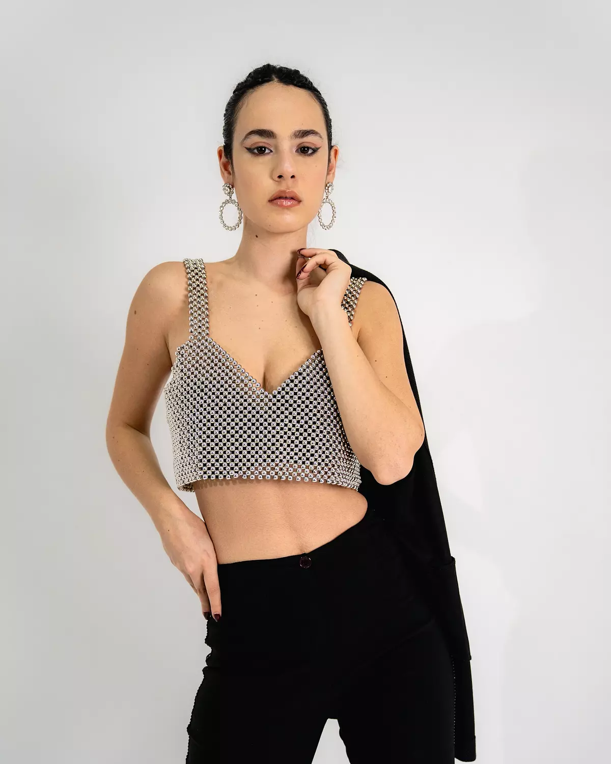 <p></p><p><strong><span style="color: #8A4A52">Naläni Beaded Top in Silver</span></strong></p><p><br></p>