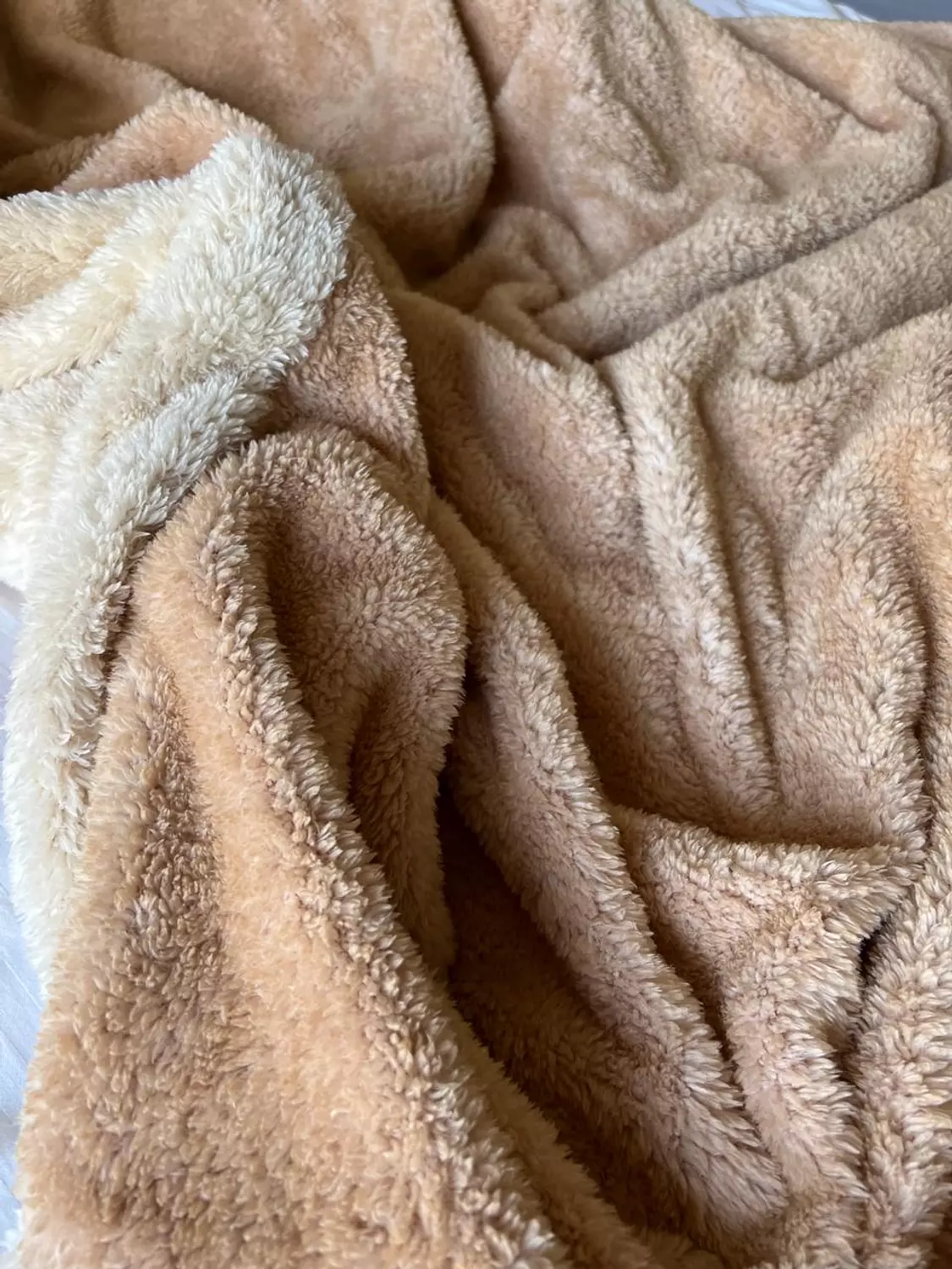 Cuddle Throw - Beige 2