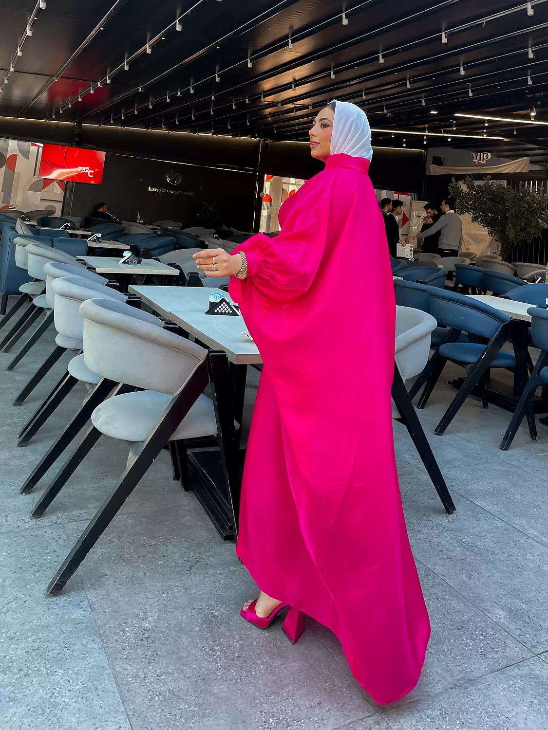 Puffed Sleeves Abaya-dress in Hot Pink 2