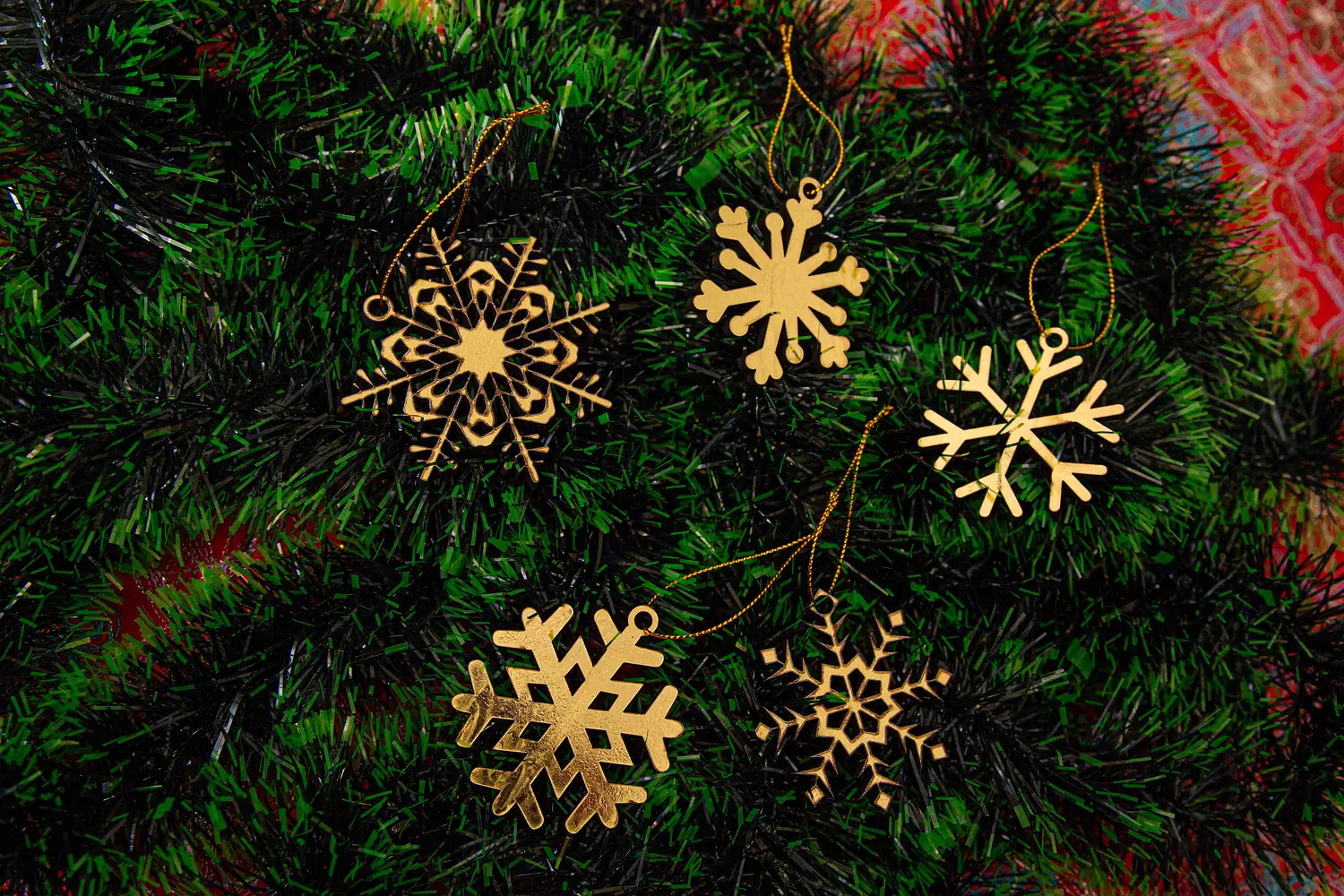 The Snowflake Tree ornament 1