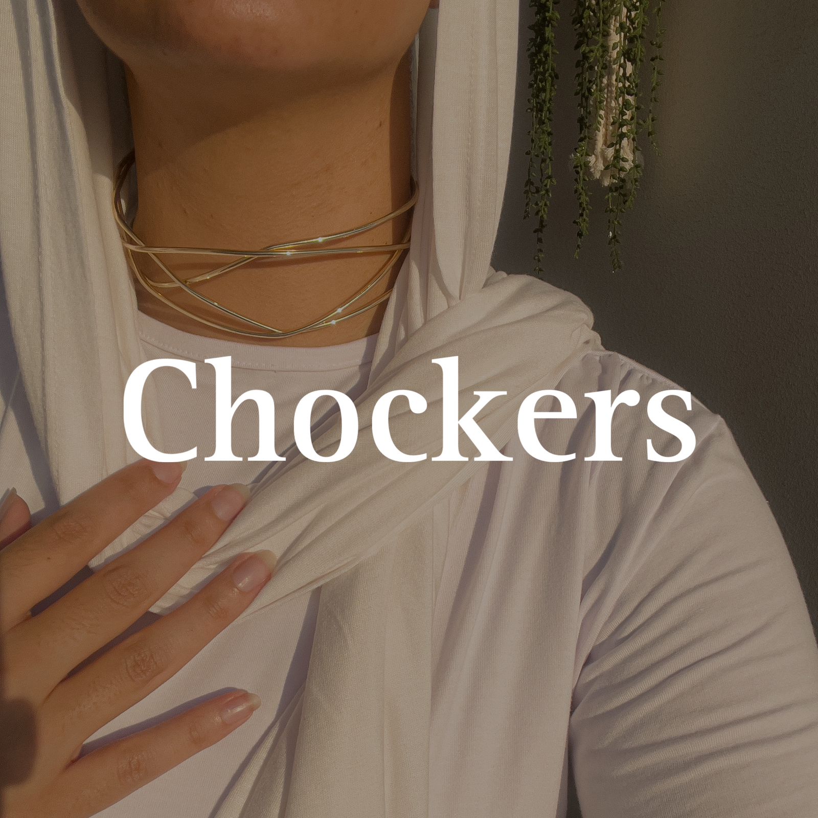 <h4><span style="color: #ca0a00">Chockers</span></h4>