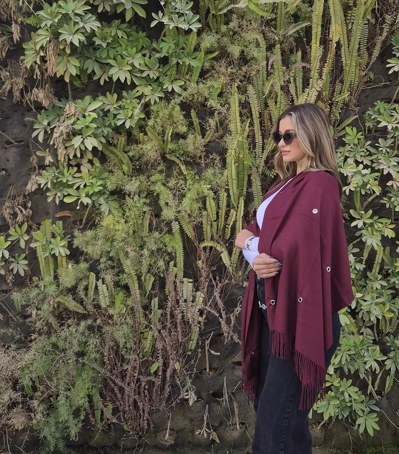 Burgundy shawl-2nd-img