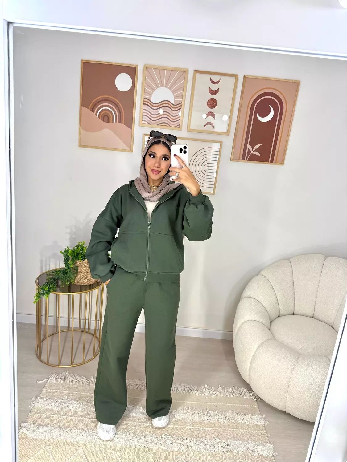 Darkgreen Wide leg Pants hover image