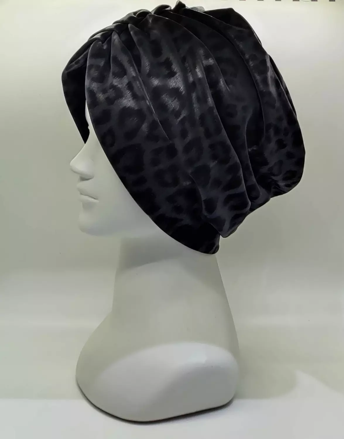 Turban-Trend-Black hover image