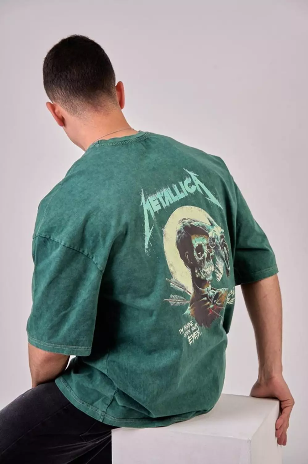 <p><strong>METALLICA Washed T-shirt</strong></p>