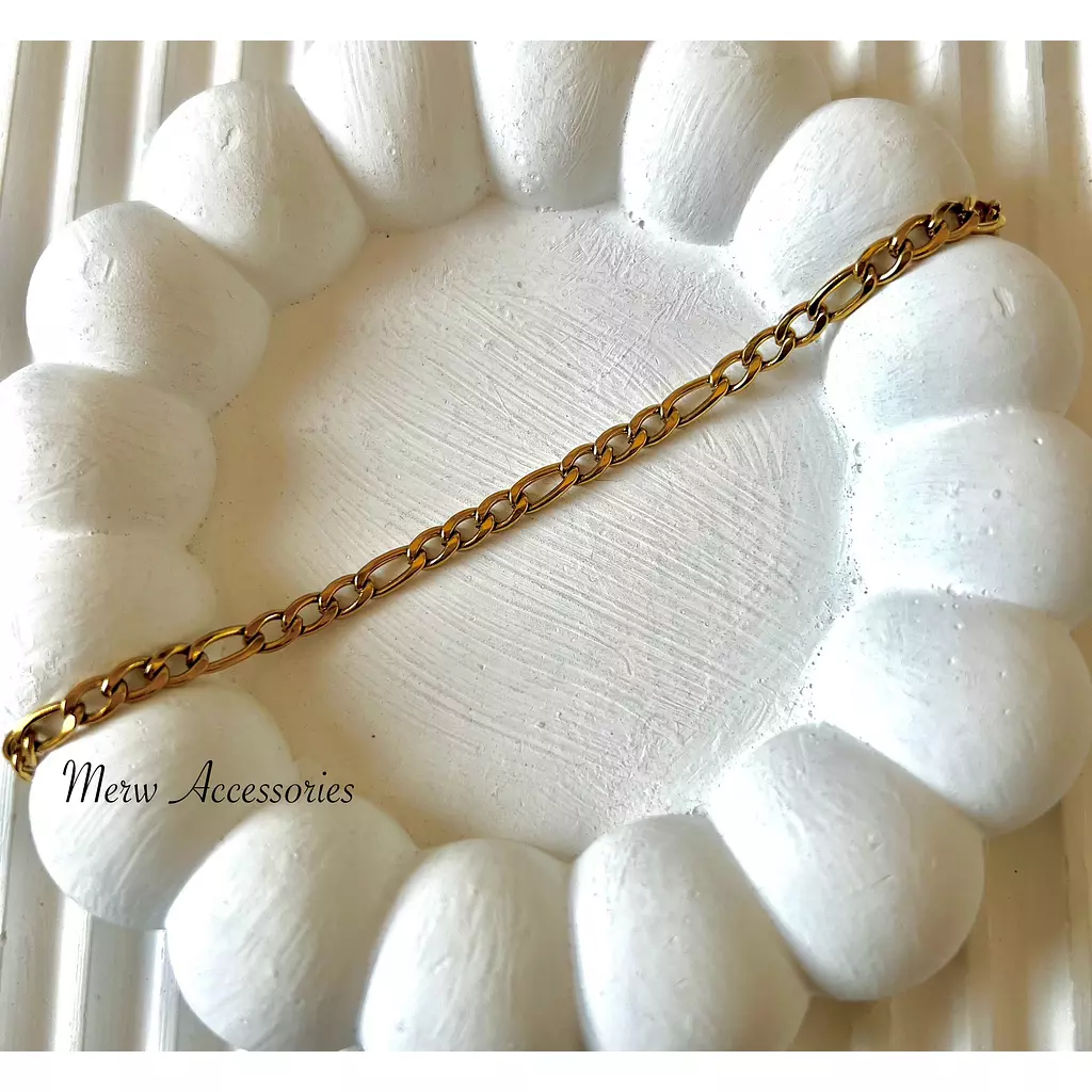 Figaro bracelet 