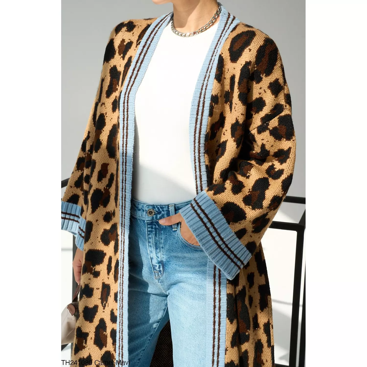 Cheetah Printed Cardigan 1