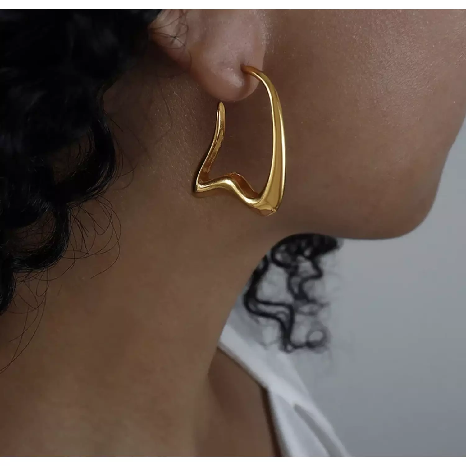 Flura Earrings  hover image