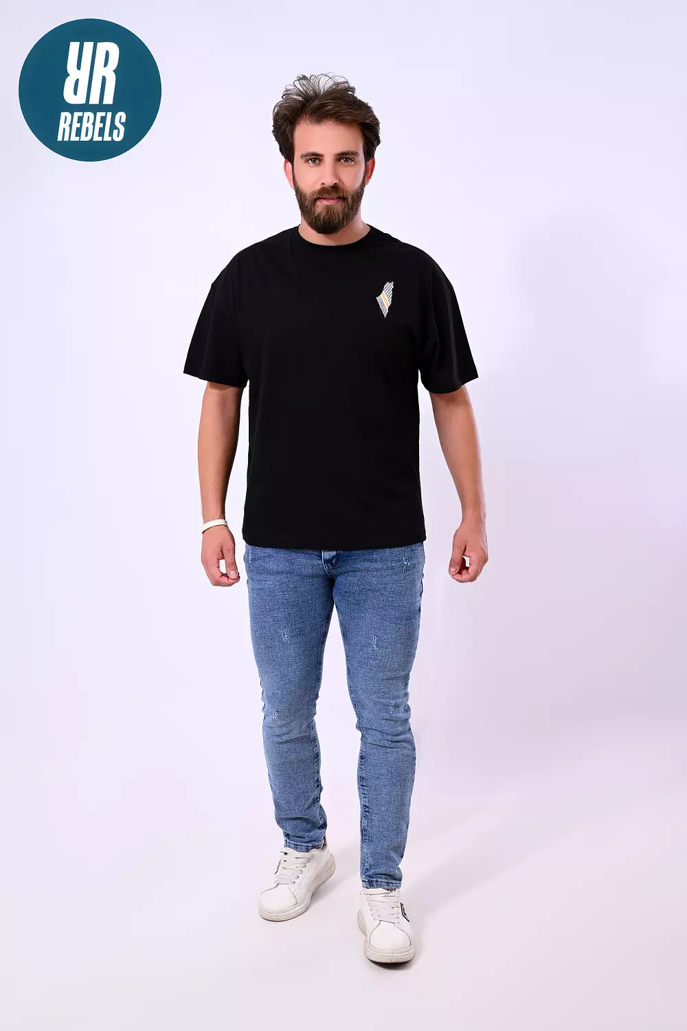 Oversize T-shirt- Black - Hanzala hover image