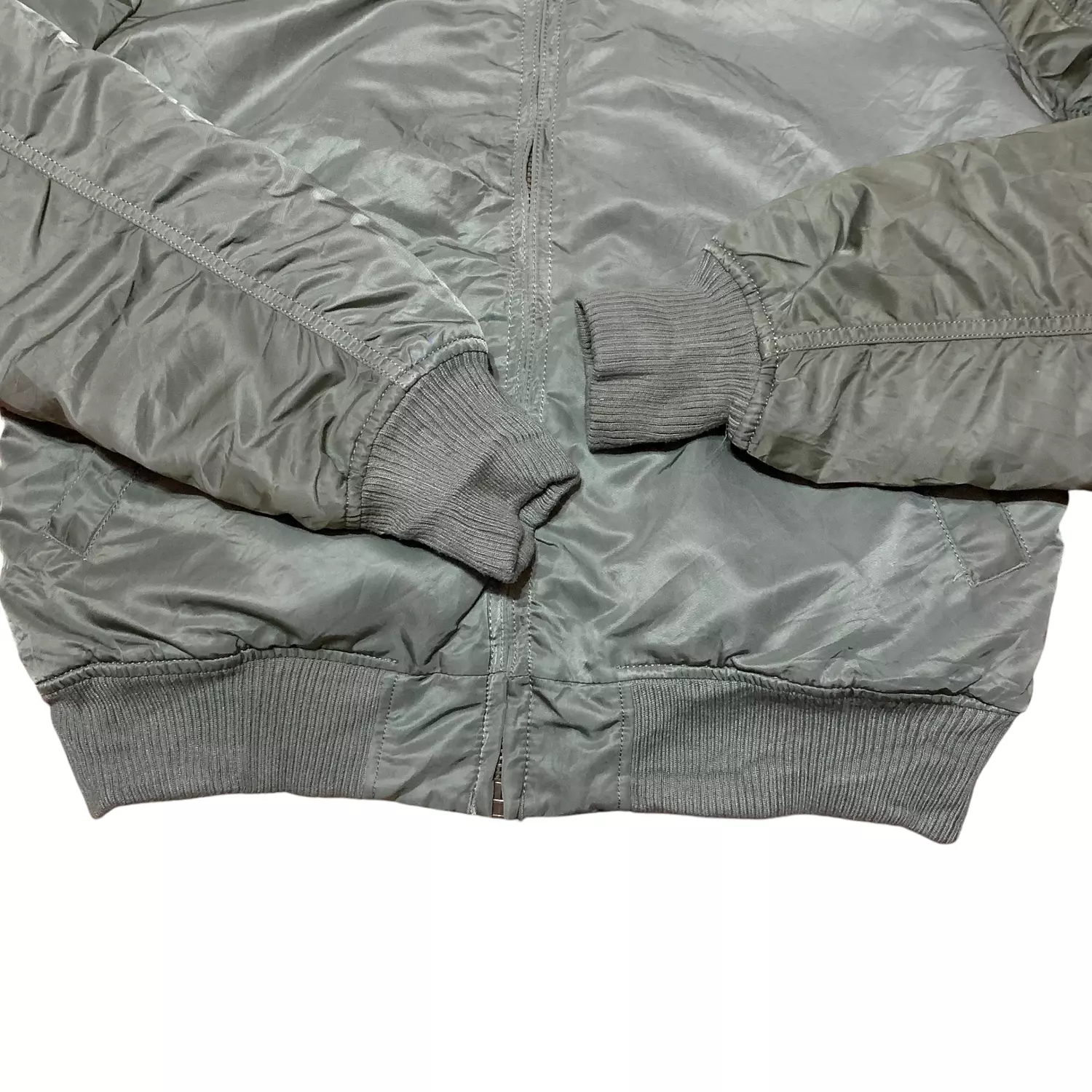 Alpha Industries Bomber Jacket-2nd-img