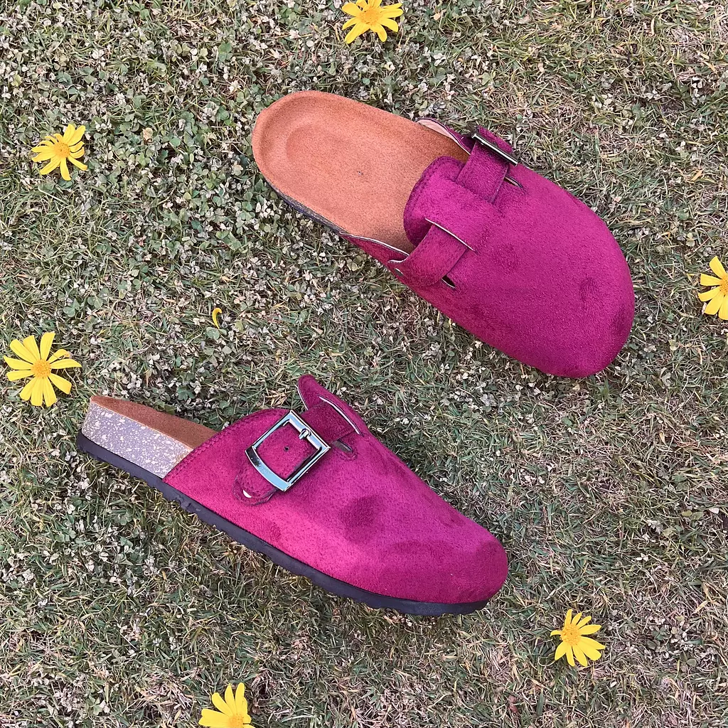 Clogsy-Burgandy