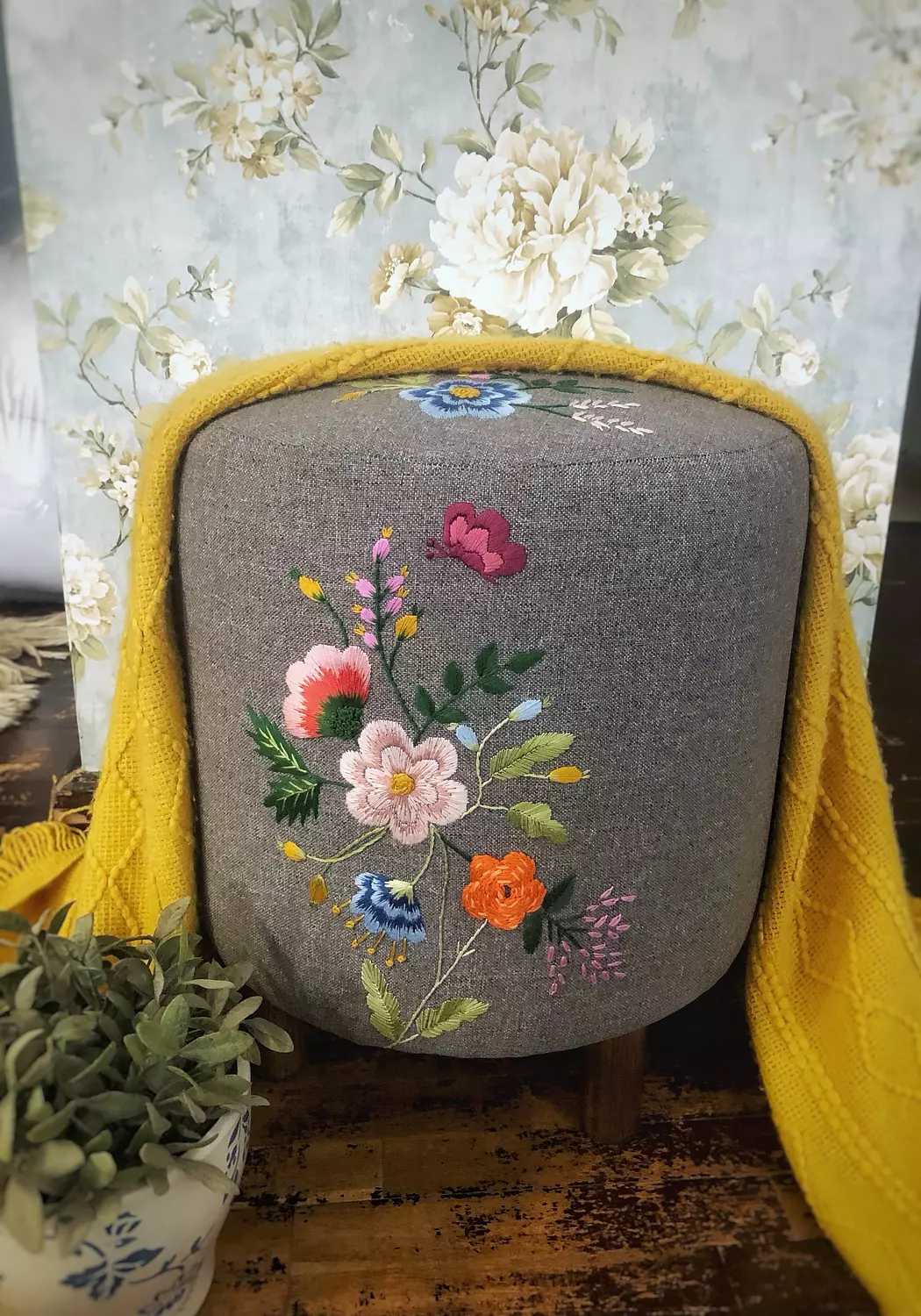 Floral Fantasy Ottoman-2nd-img