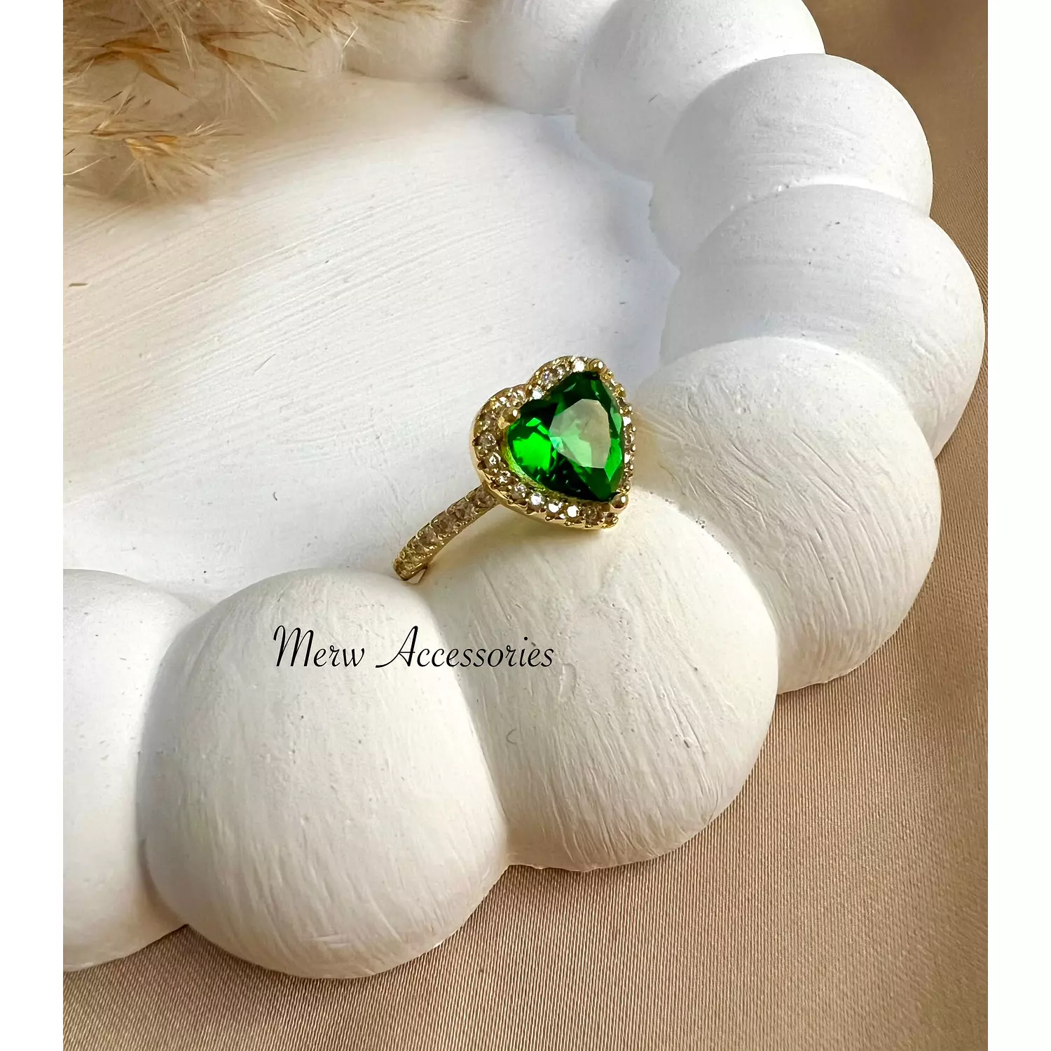 Green heart ring  hover image