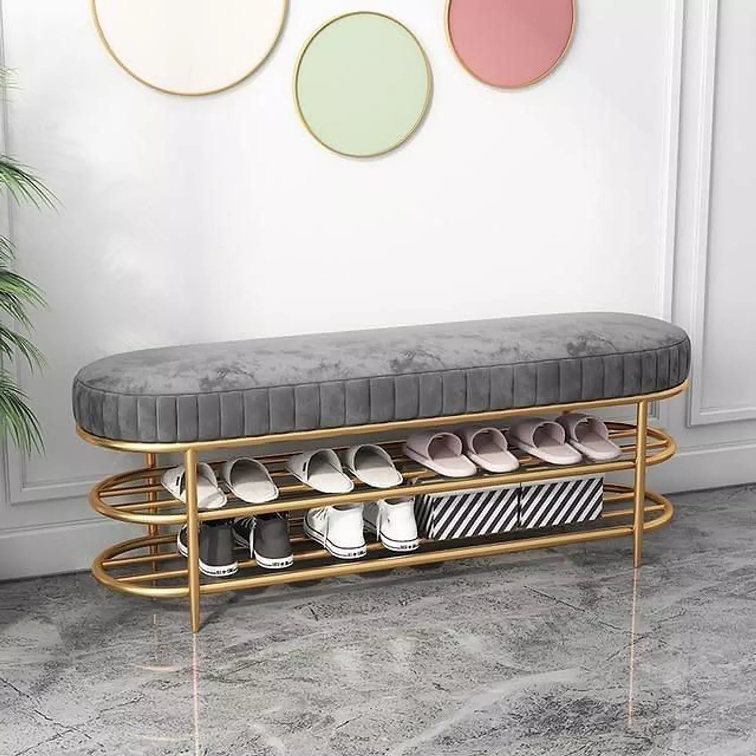 Banquete and shoe organizer hover image