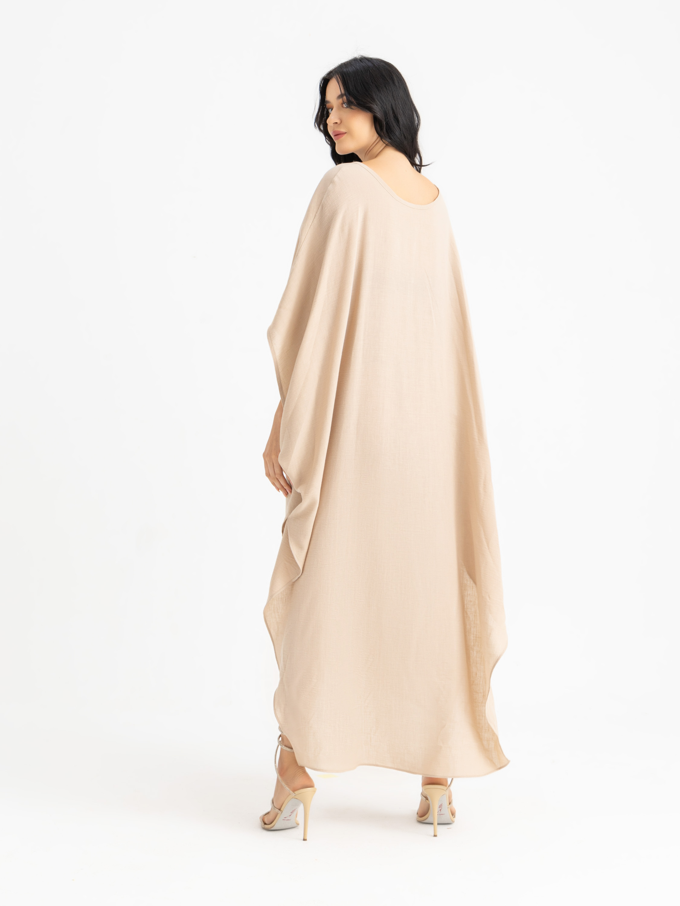 The KAMILIA gathered linen kaftan 2