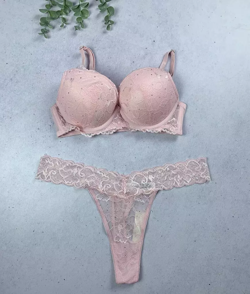 Push up bra & panty set from primark