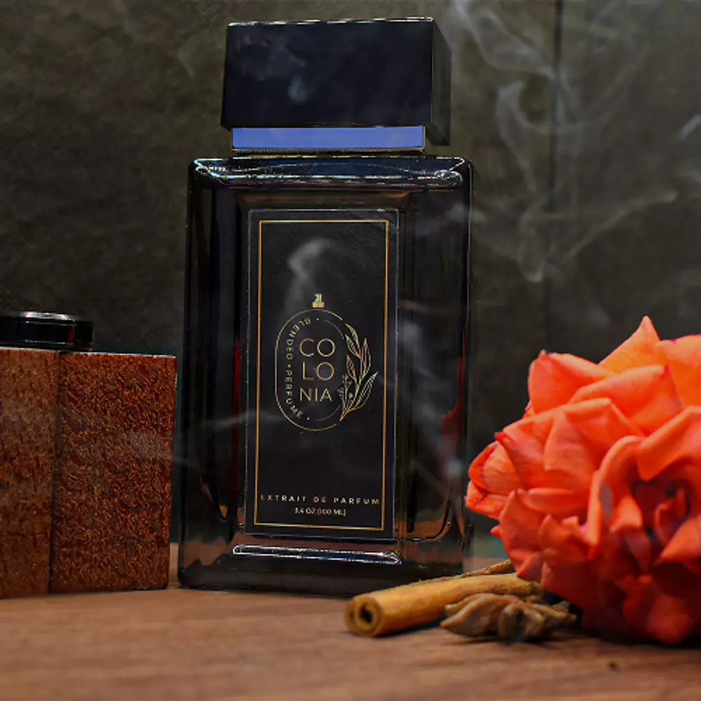 Tobacco Oud Tom Ford (توباكو عود - توم فورد) عطر للجنسين