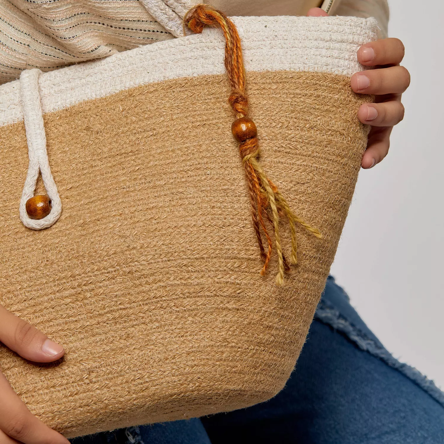 Shoulder Bag - White & Jute 3