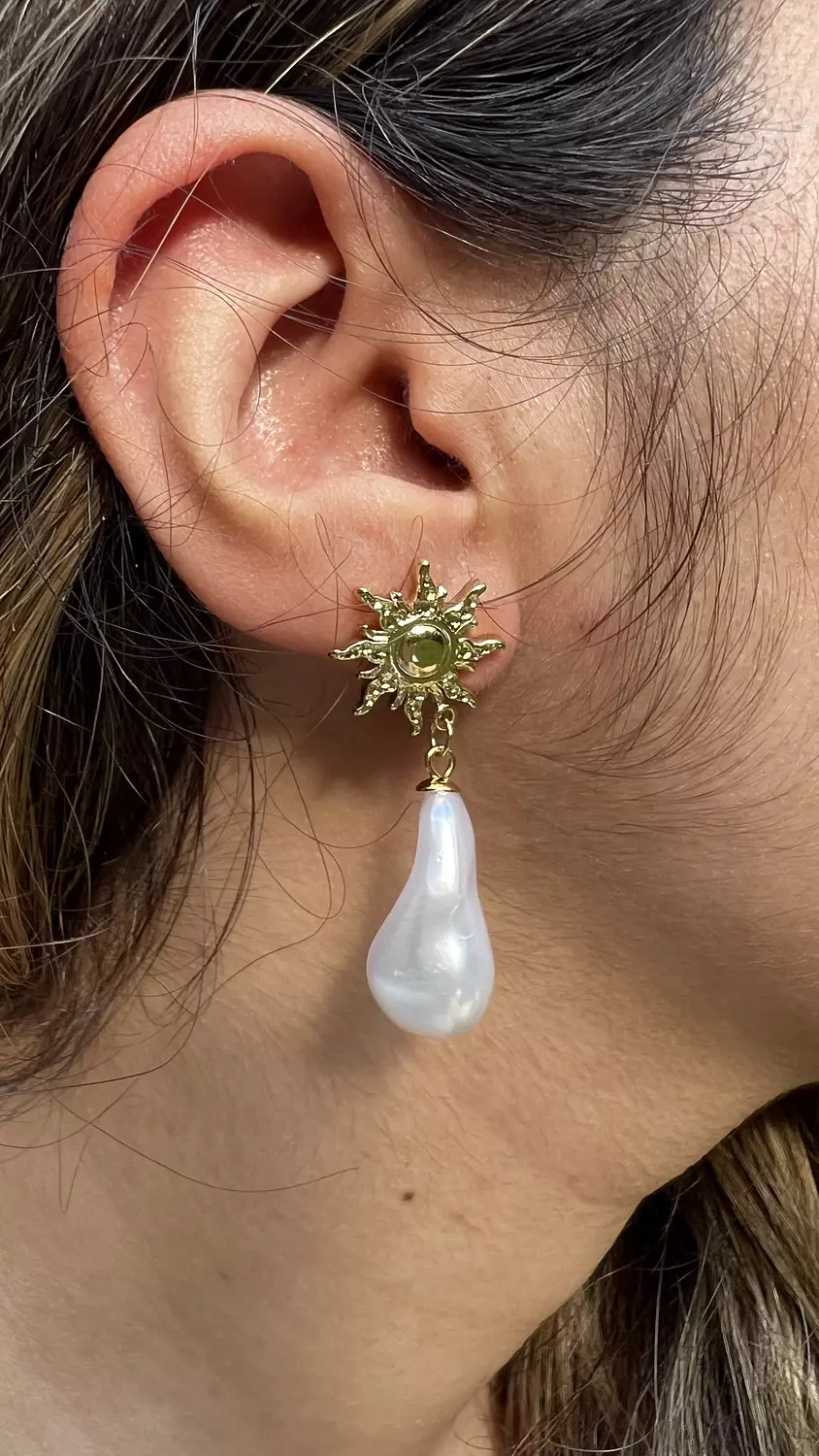 Pearly Sun Earrings   2