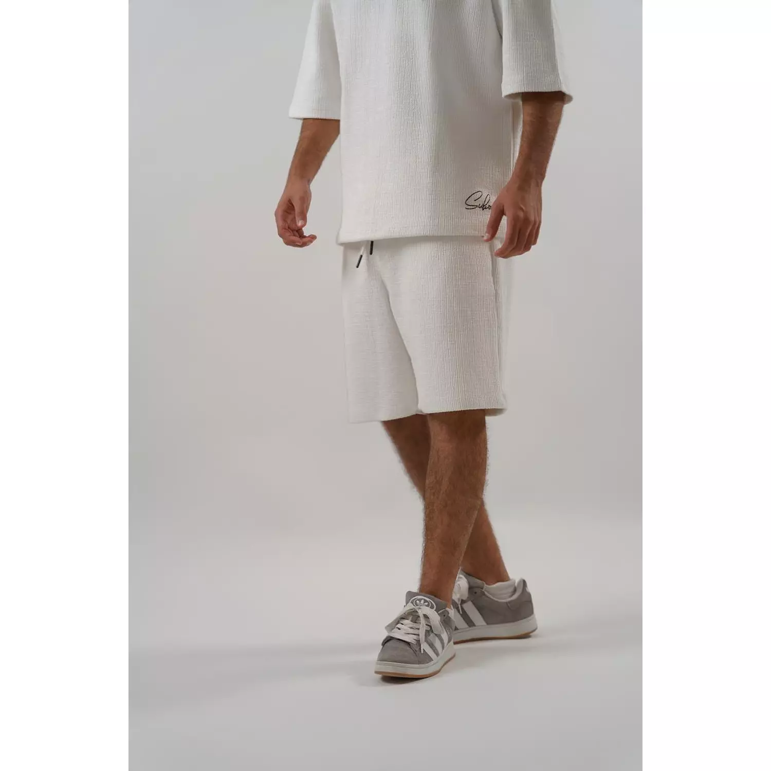 WHITE SHORTS hover image