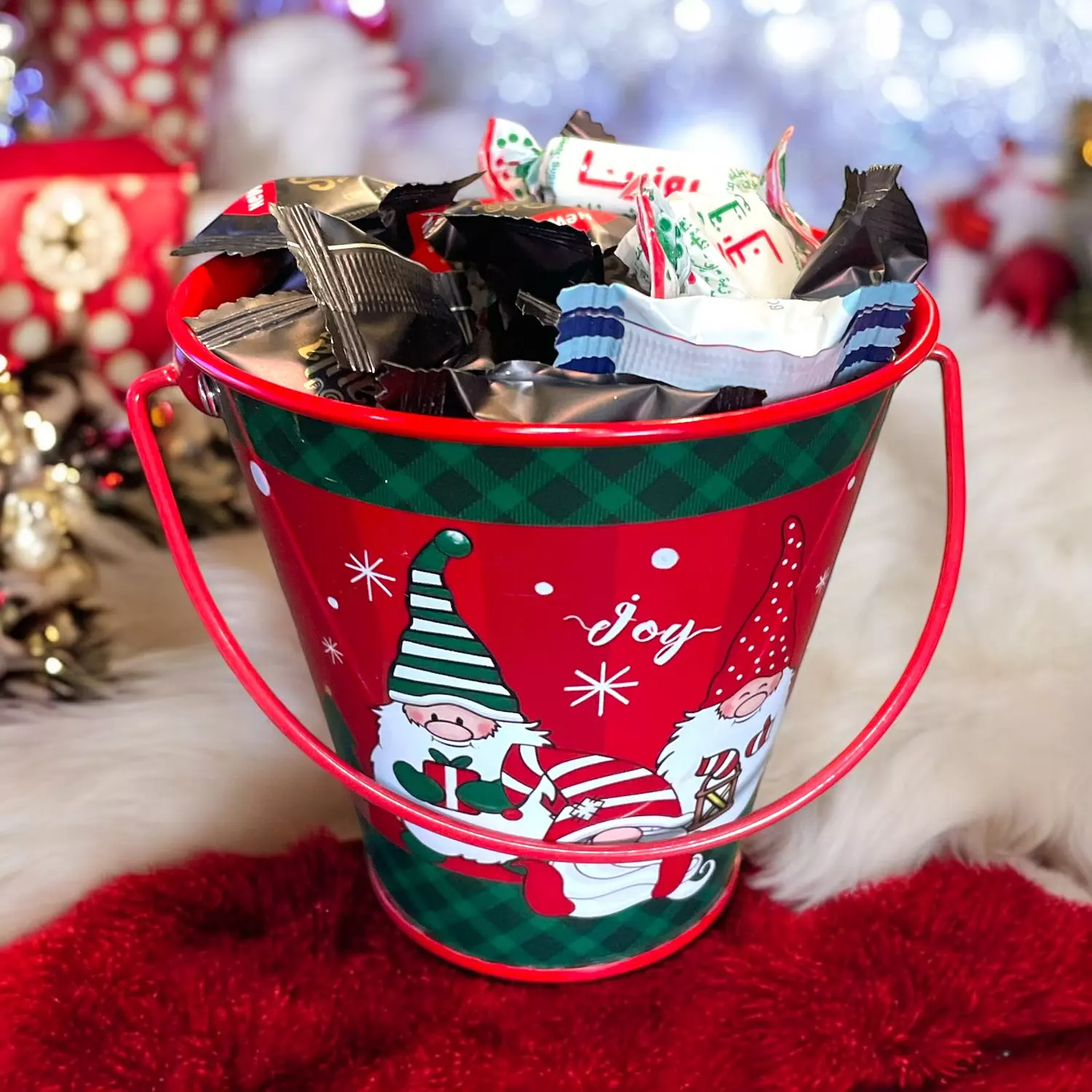  Christmas bucket 2