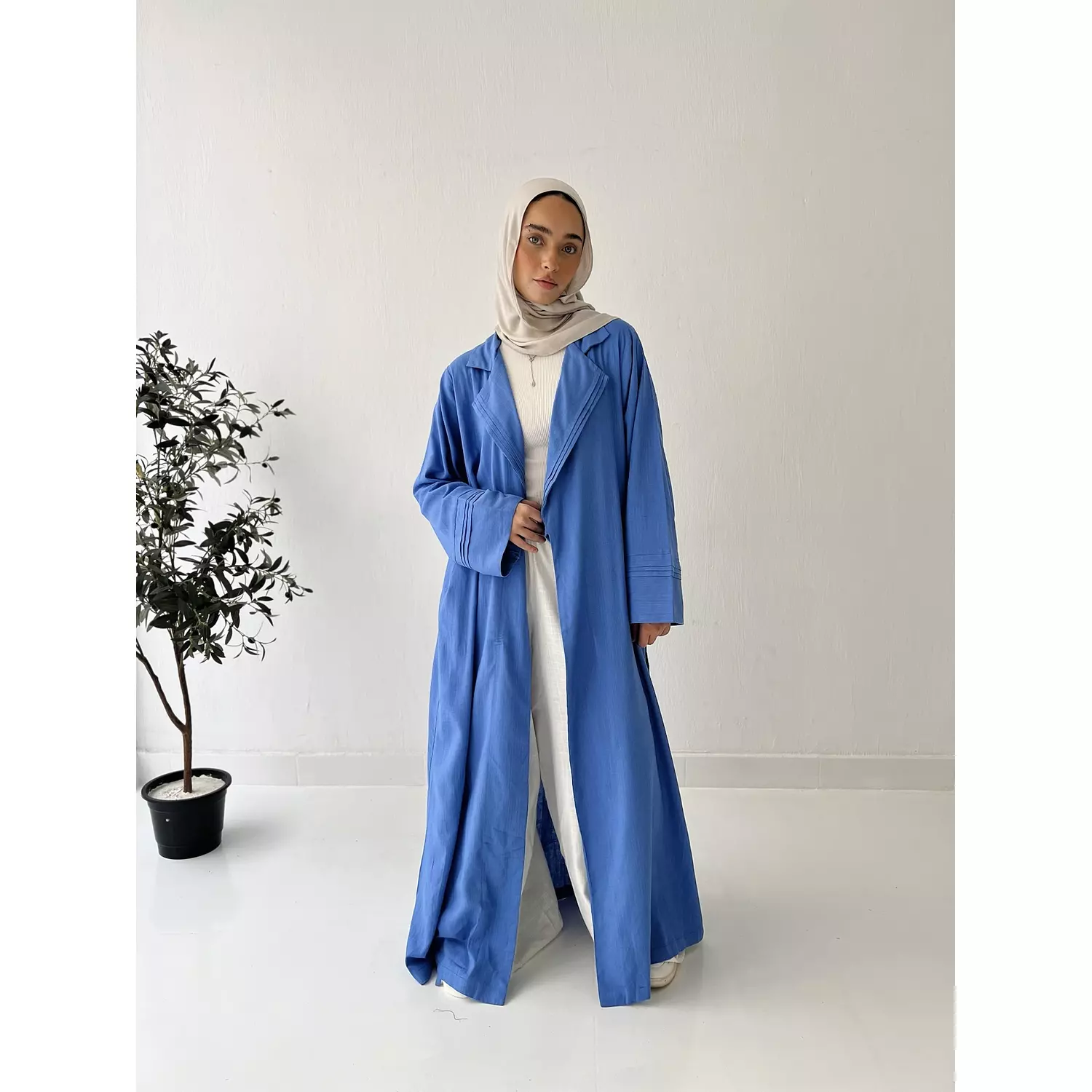 Wrap it up Linen Kimono in blue 4