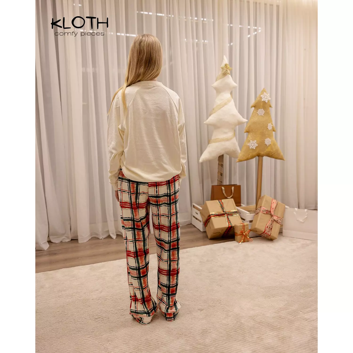 CHRISTMAS PAJAMAS FOR THE FAMILY (RED & GREEN PANTS) 6