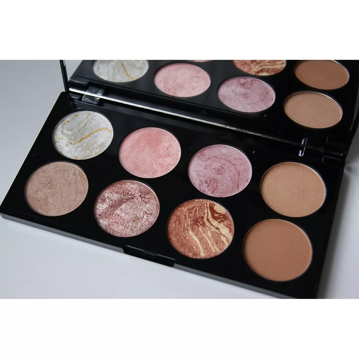 Makeup Revolution Ultra Blush Palette - Golden Sugar 2