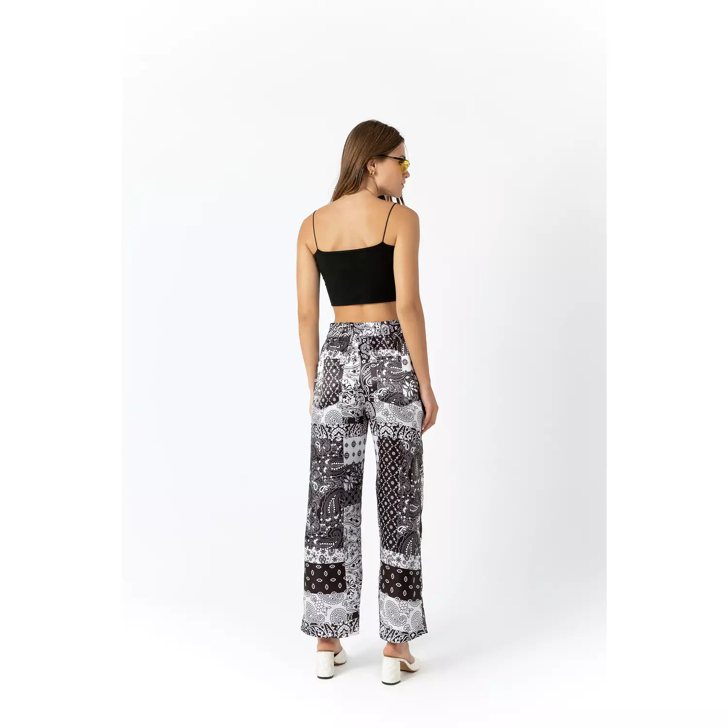 ELASTIC WAIST PRINTED PANTS 2