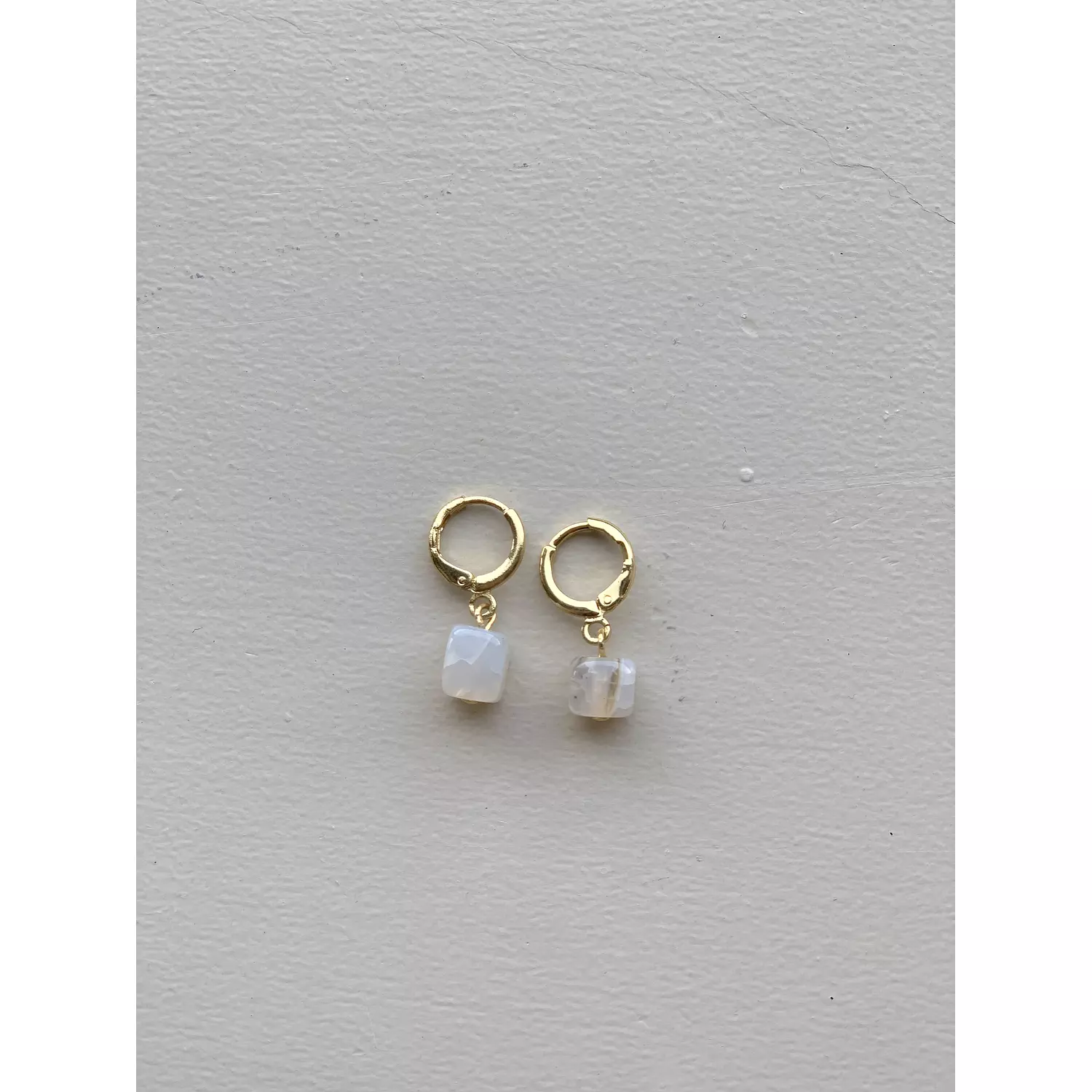 Tia earrings  hover image