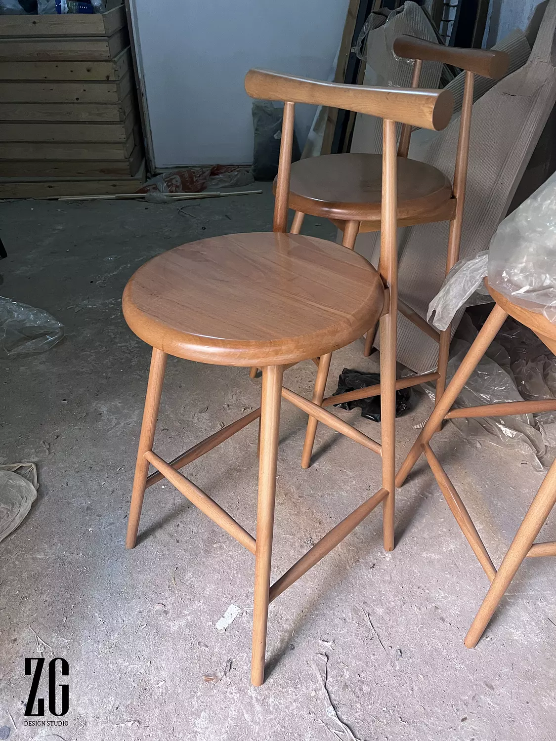 CONDA  STOOL  1