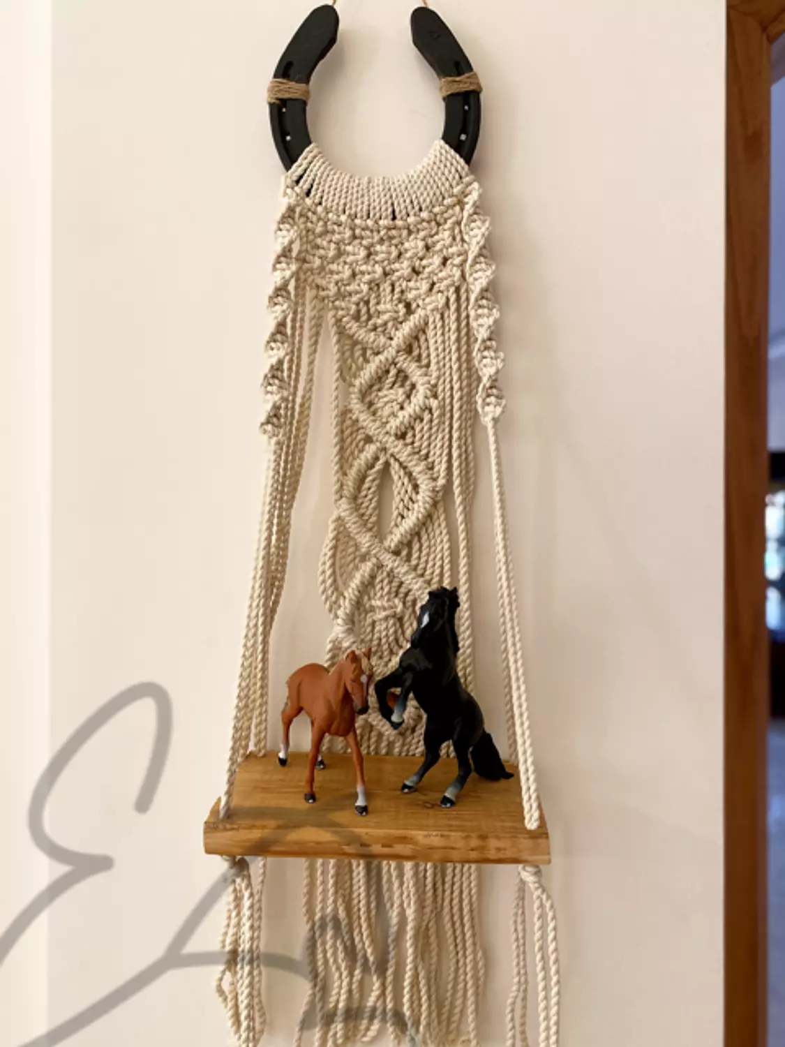 Macrame with rack (style-2) hover image