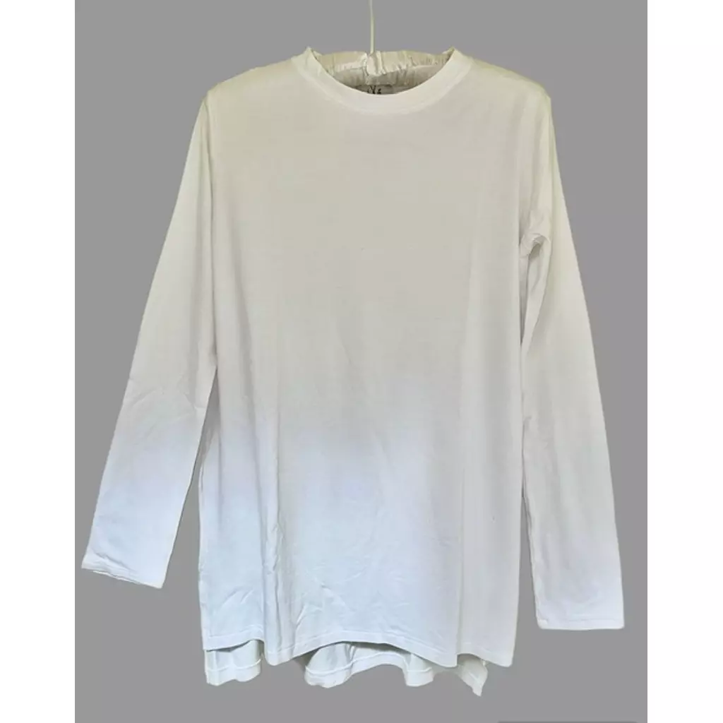 White long sleeve basic top 