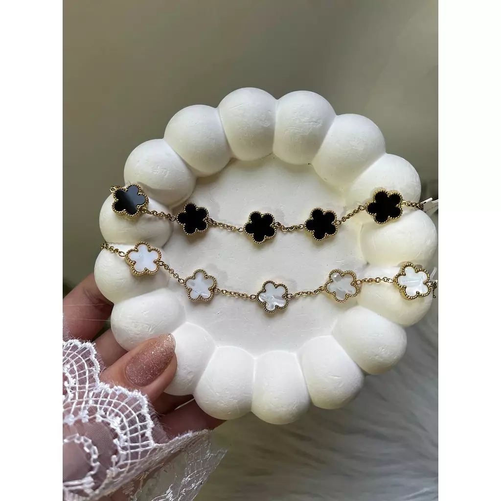 Halal van cleef bracelet 