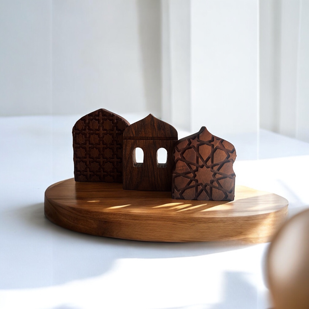 Wooden Islamic decor  2