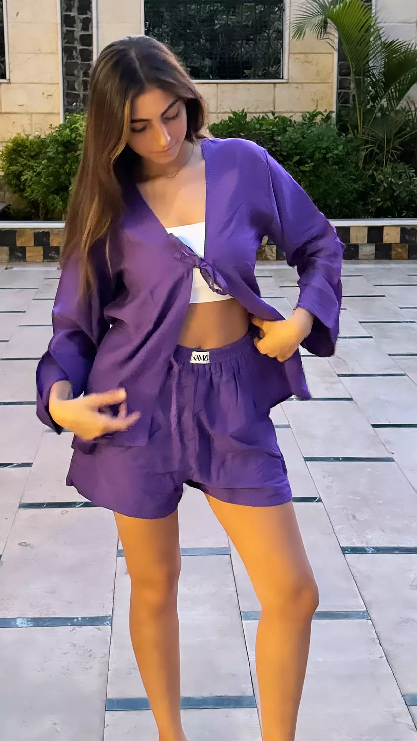 Violet linen shorts    1