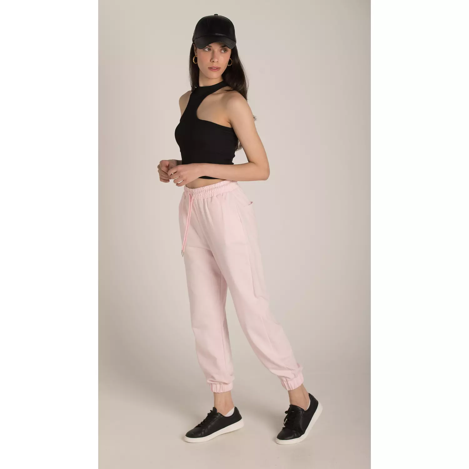 DRAWSTRING WAIST SWEATPANT hover image